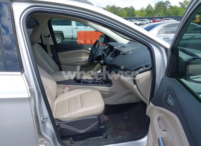 Photo 5 of 2018 Ford Escape SEL (VIN 1FMCU0HD5JUC44547)