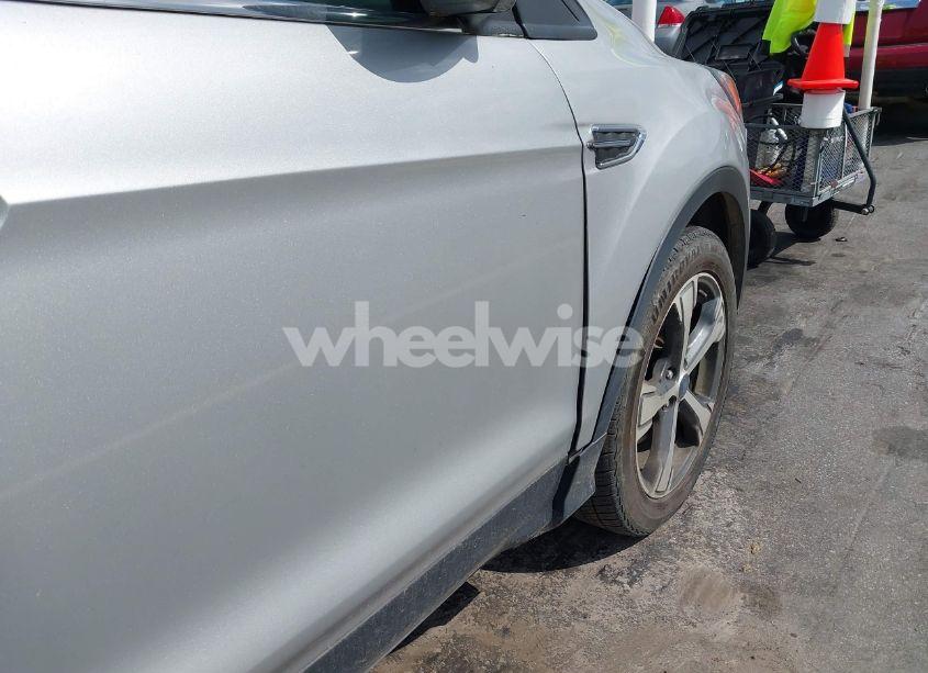 Photo 6 of 2018 Ford Escape SEL (VIN 1FMCU0HD5JUC44547)