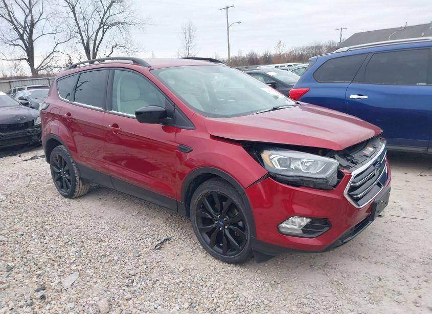 2018 Ford Escape SEL (VIN 1FMCU0HD5JUC56990) main photo