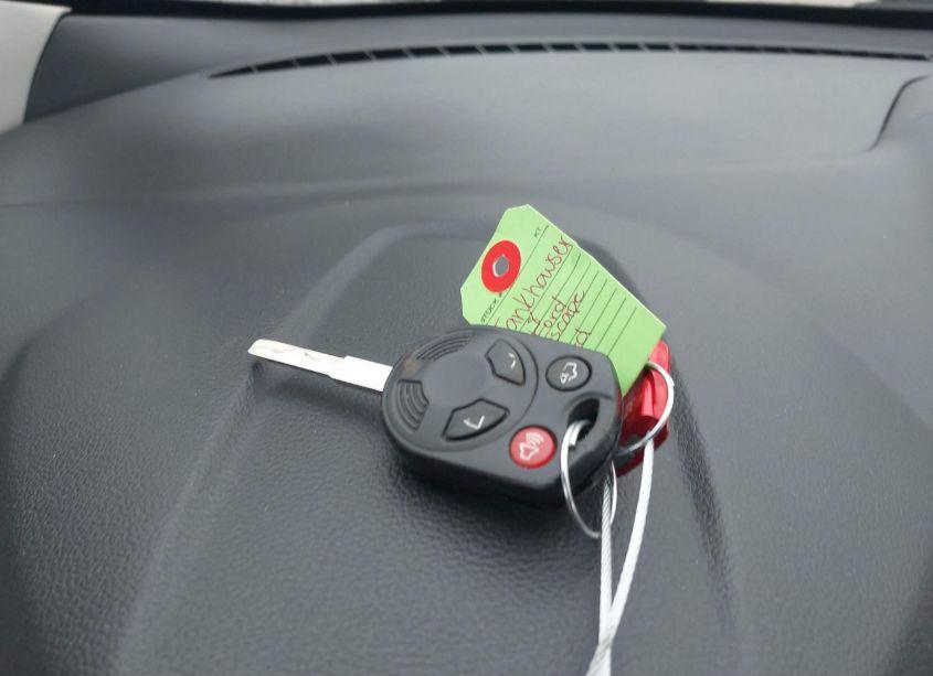 Photo 11 of 2018 Ford Escape SEL (VIN 1FMCU0HD5JUC56990)