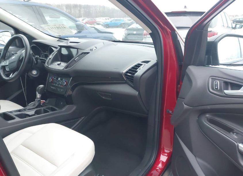 Photo 5 of 2018 Ford Escape SEL (VIN 1FMCU0HD5JUC56990)