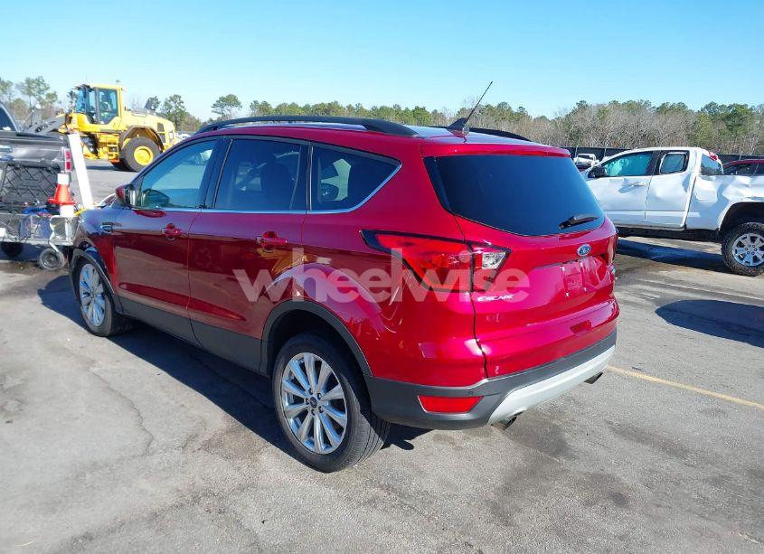 Photo 3 of 2019 Ford Escape SEL (VIN 1FMCU0HD5KUB93715)