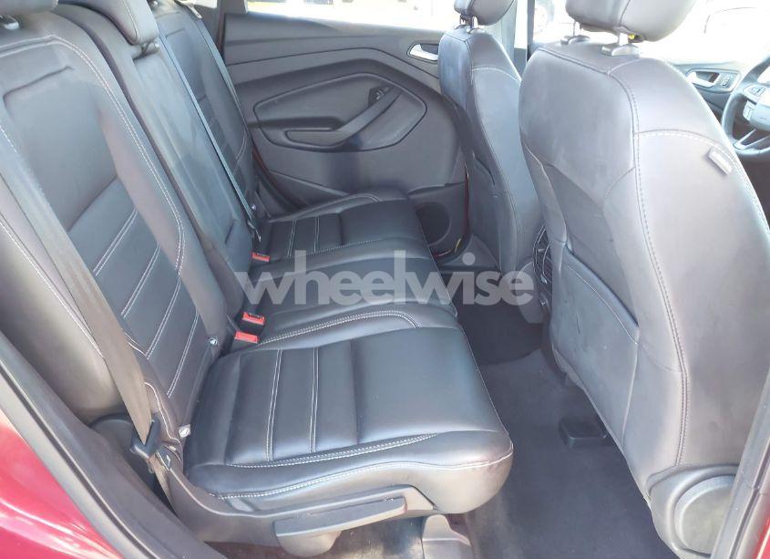 Photo 8 of 2019 Ford Escape SEL (VIN 1FMCU0HD5KUB93715)