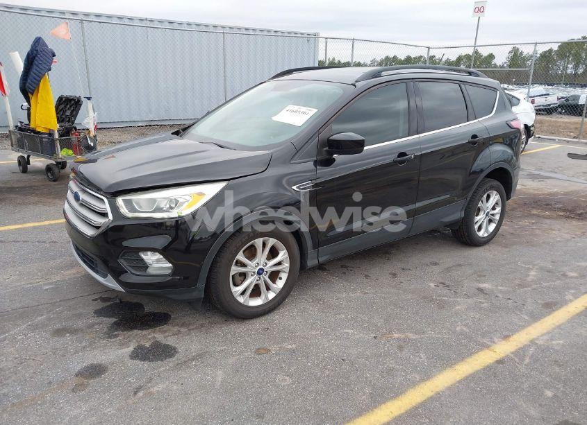 Photo 2 of 2018 Ford Escape SEL (VIN 1FMCU0HD6JUB03485)