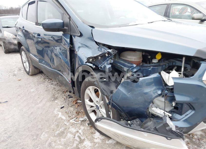 Photo 6 of 2018 Ford Escape SEL (VIN 1FMCU0HD6JUB59572)