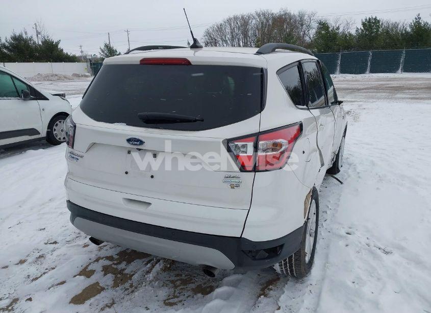 Photo 4 of 2018 Ford Escape SEL (VIN 1FMCU0HD6JUB94922)
