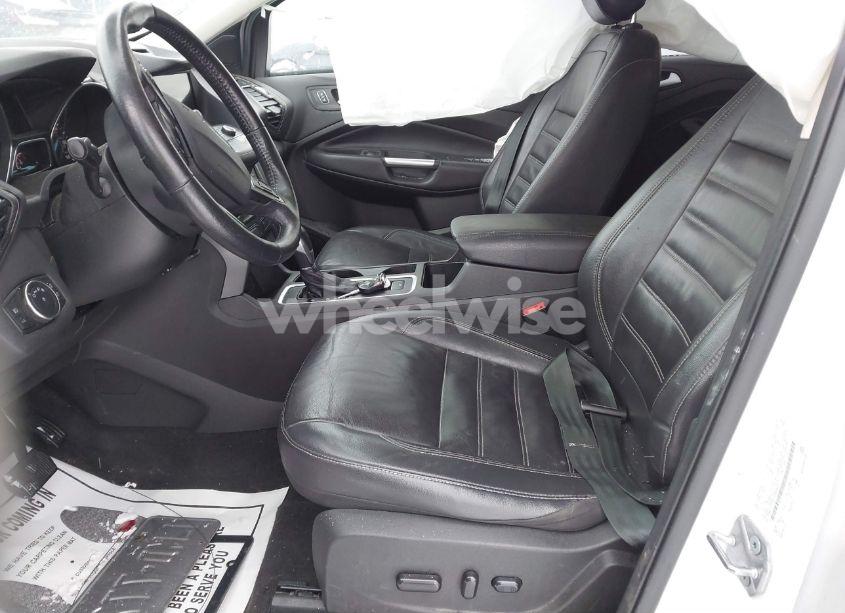 Photo 5 of 2018 Ford Escape SEL (VIN 1FMCU0HD6JUB94922)