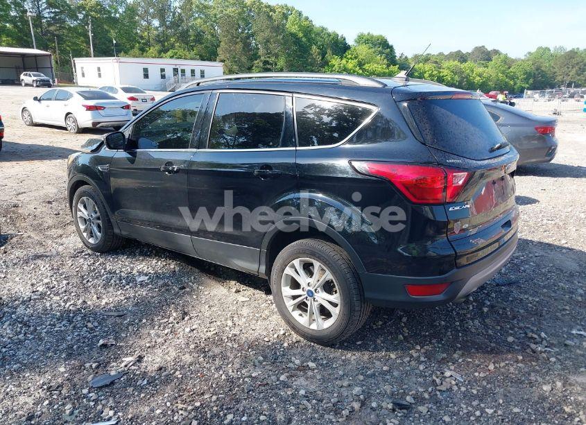 Photo 3 of 2019 Ford Escape SEL (VIN 1FMCU0HD6KUC29217)
