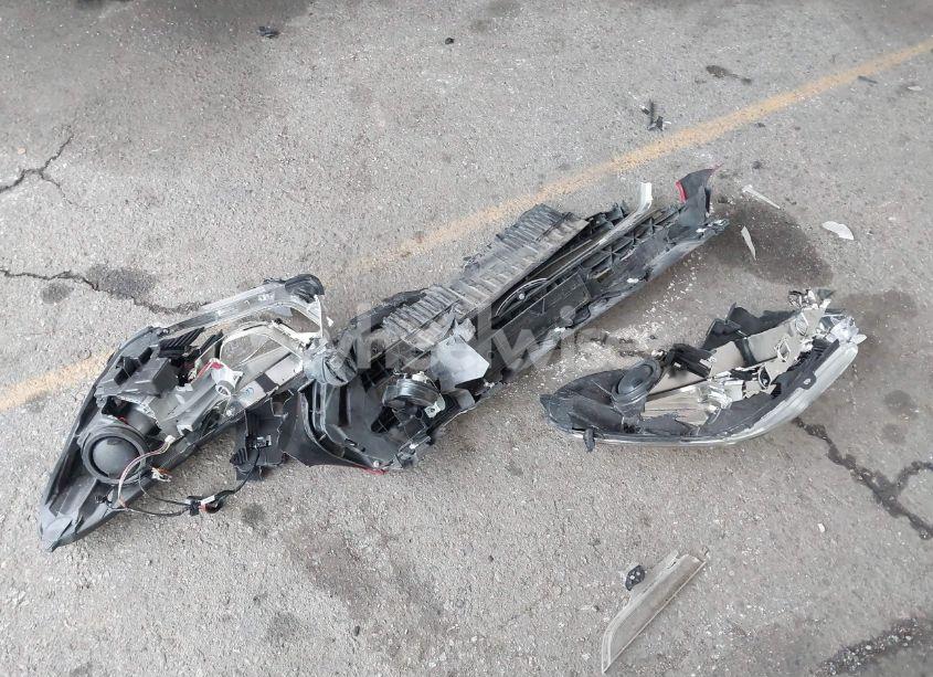 Photo 12 of 2018 Ford Escape SEL (VIN 1FMCU0HD7JUA86051)