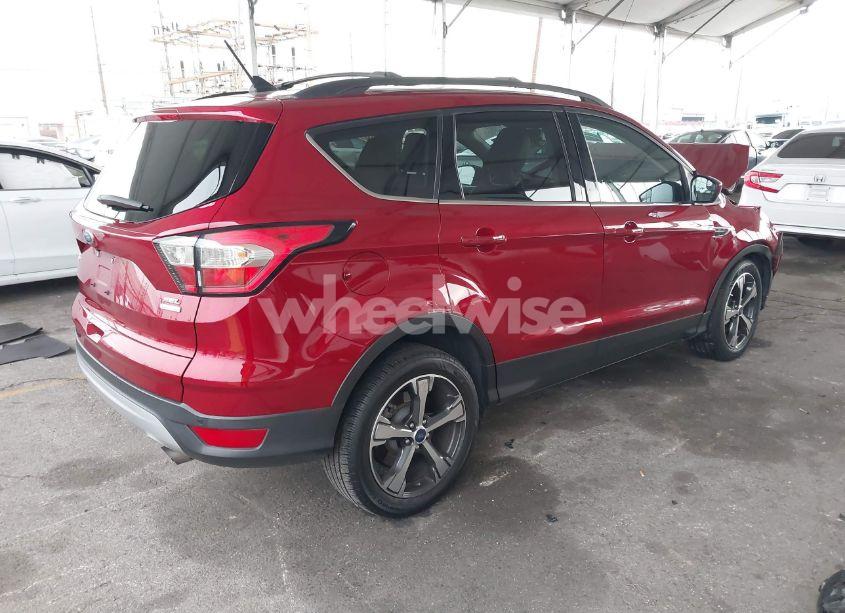 Photo 4 of 2018 Ford Escape SEL (VIN 1FMCU0HD7JUA86051)