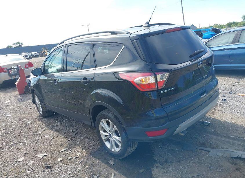 Photo 3 of 2018 Ford Escape SEL (VIN 1FMCU0HD7JUC71782)