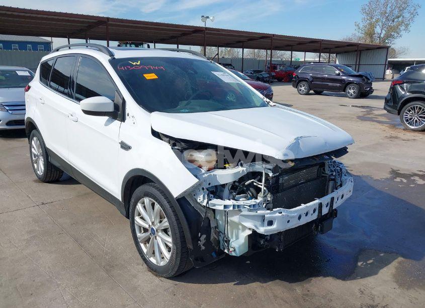 2019 Ford Escape (VIN 1FMCU0HD7KUA41211) main photo