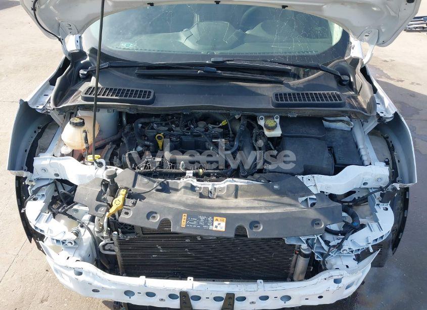 Photo 10 of 2019 Ford Escape (VIN 1FMCU0HD7KUA41211)