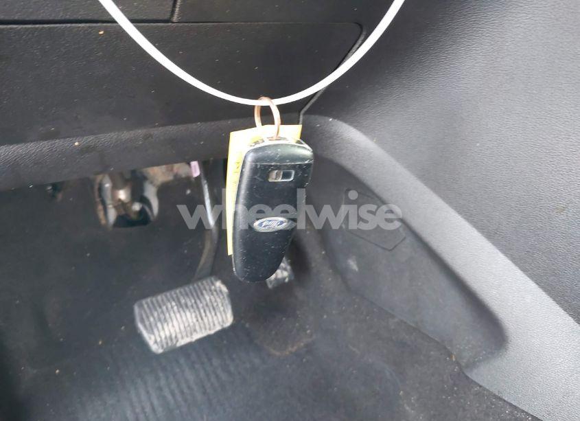 Photo 11 of 2019 Ford Escape (VIN 1FMCU0HD7KUA41211)