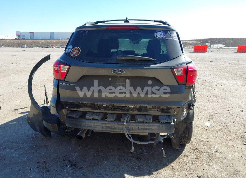 Photo 17 of 2019 Ford Escape SEL (VIN 1FMCU0HD7KUB01018)