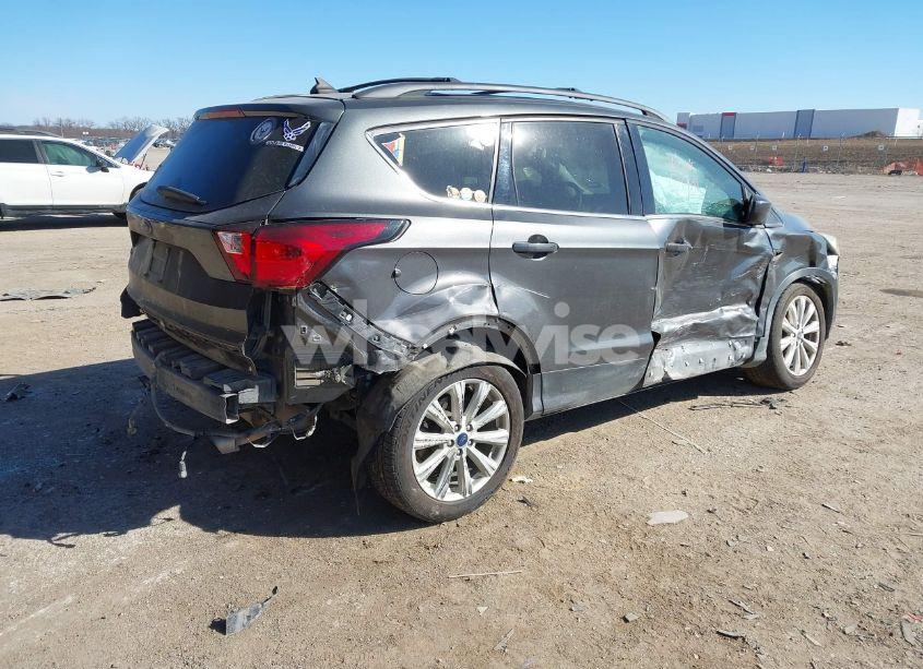 Photo 4 of 2019 Ford Escape SEL (VIN 1FMCU0HD7KUB01018)