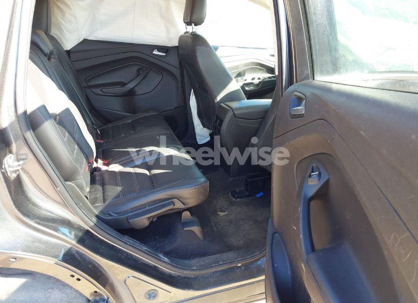 Photo 8 of 2019 Ford Escape SEL (VIN 1FMCU0HD7KUB01018)