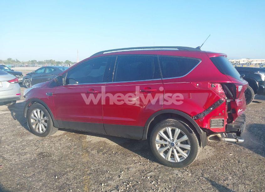 Photo 15 of 2019 Ford Escape SEL (VIN 1FMCU0HD7KUB20913)