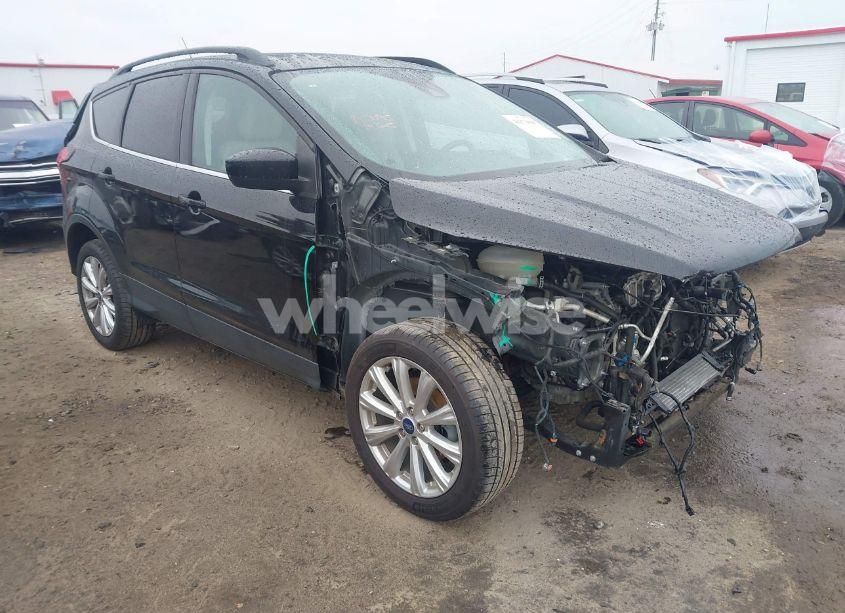 2019 Ford Escape SEL (VIN 1FMCU0HD7KUB74597) main photo