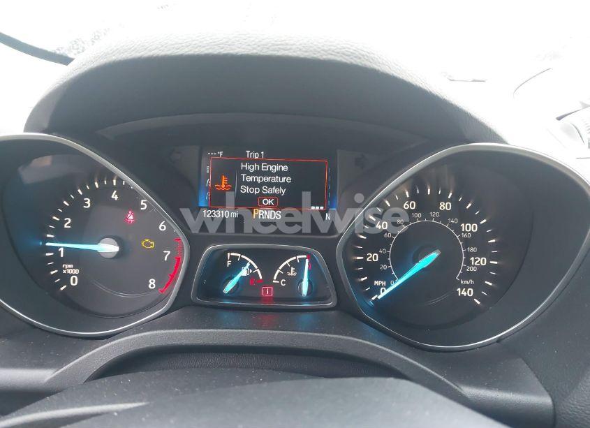 Photo 7 of 2019 Ford Escape SEL (VIN 1FMCU0HD7KUB74597)