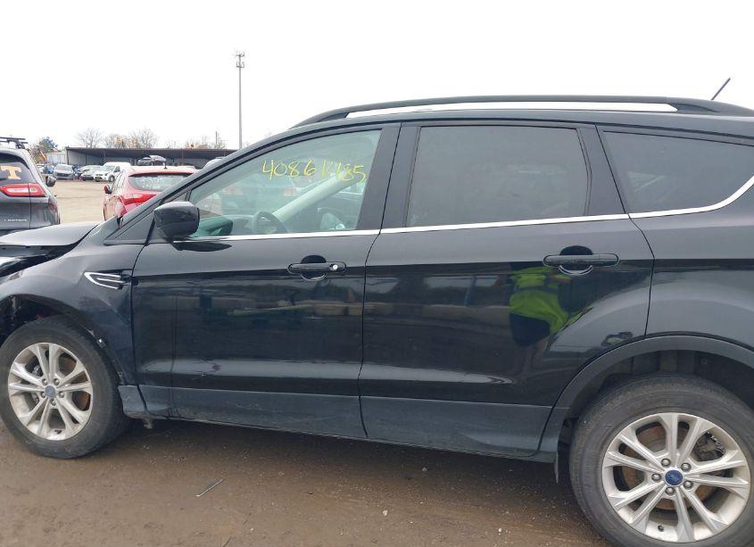 Photo 14 of 2018 Ford Escape SEL (VIN 1FMCU0HD8JUA75690)