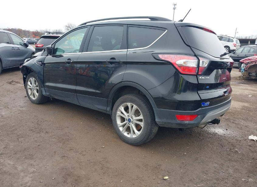 Photo 3 of 2018 Ford Escape SEL (VIN 1FMCU0HD8JUA75690)