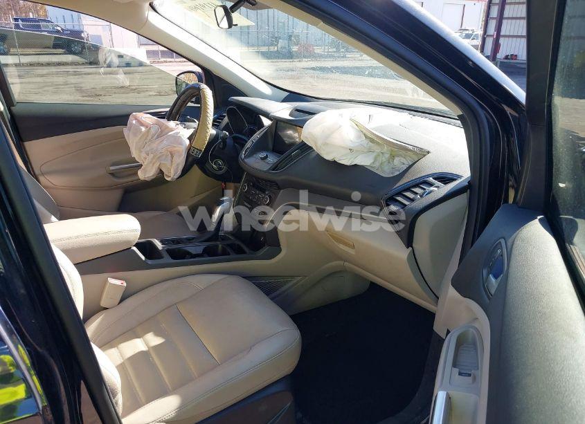 Photo 5 of 2018 Ford Escape SEL (VIN 1FMCU0HD8JUB20739)