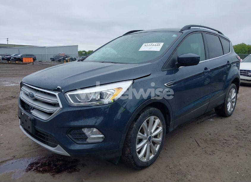 Photo 2 of 2019 Ford Escape SEL (VIN 1FMCU0HD8KUA95939)