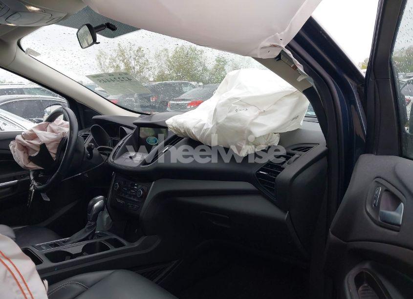 Photo 5 of 2019 Ford Escape SEL (VIN 1FMCU0HD8KUA95939)