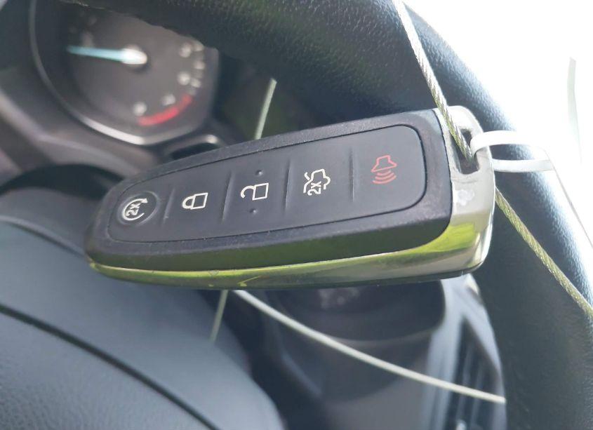 Photo 11 of 2019 Ford Escape SEL (VIN 1FMCU0HD9KUB01148)