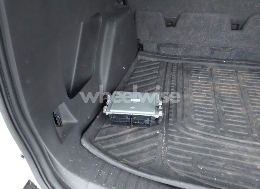 Photo 12 of 2018 Ford Escape SEL (VIN 1FMCU0HDXJUA79479)