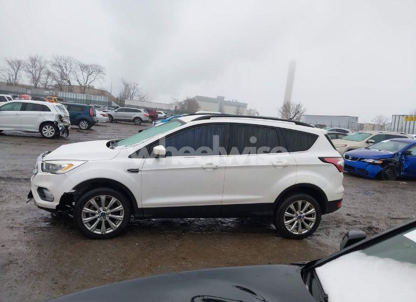 Photo 15 of 2018 Ford Escape SEL (VIN 1FMCU0HDXJUA79479)