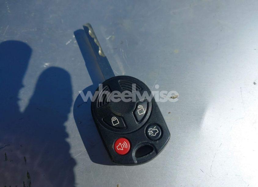 Photo 11 of 2018 Ford Escape SEL (VIN 1FMCU0HDXJUB10584)