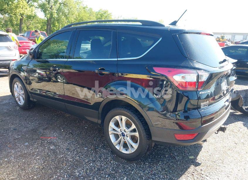 Photo 3 of 2018 Ford Escape SEL (VIN 1FMCU0HDXJUB10584)