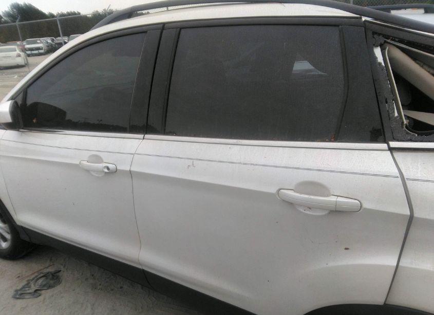 Photo 14 of 2018 Ford Escape SEL (VIN 1FMCU0HDXJUD14592)