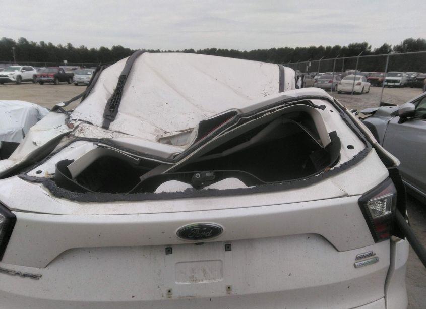 Photo 6 of 2018 Ford Escape SEL (VIN 1FMCU0HDXJUD14592)