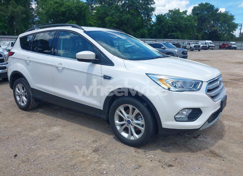 2018 Ford Escape SEL (VIN 1FMCU0HDXJUD20098) main photo