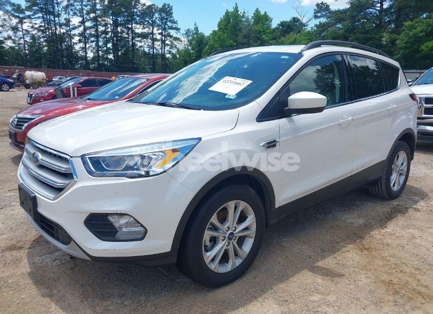 Photo 2 of 2018 Ford Escape SEL (VIN 1FMCU0HDXJUD20098)