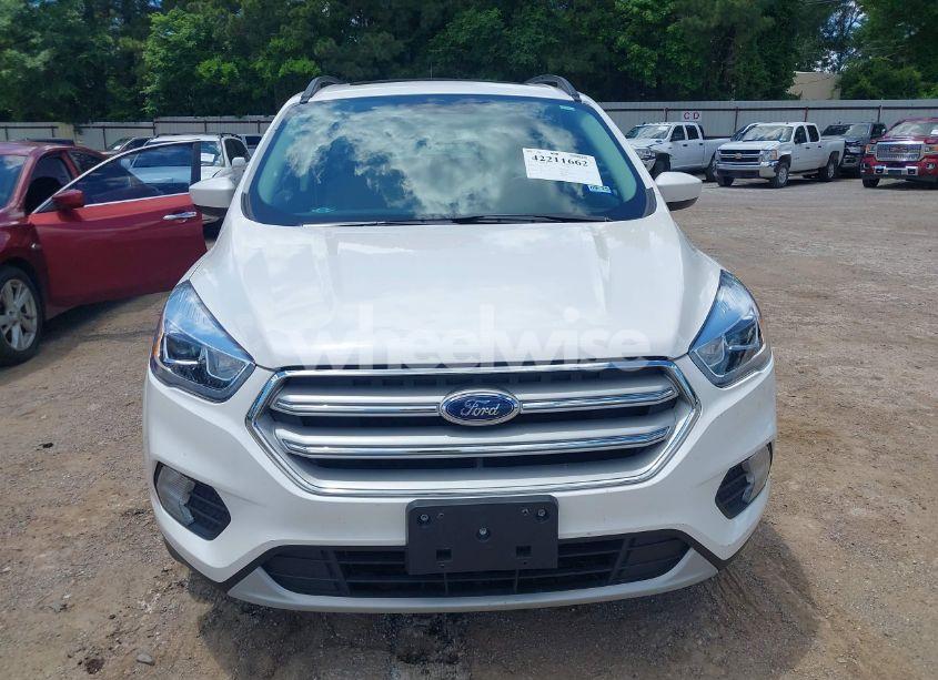 Photo 6 of 2018 Ford Escape SEL (VIN 1FMCU0HDXJUD20098)