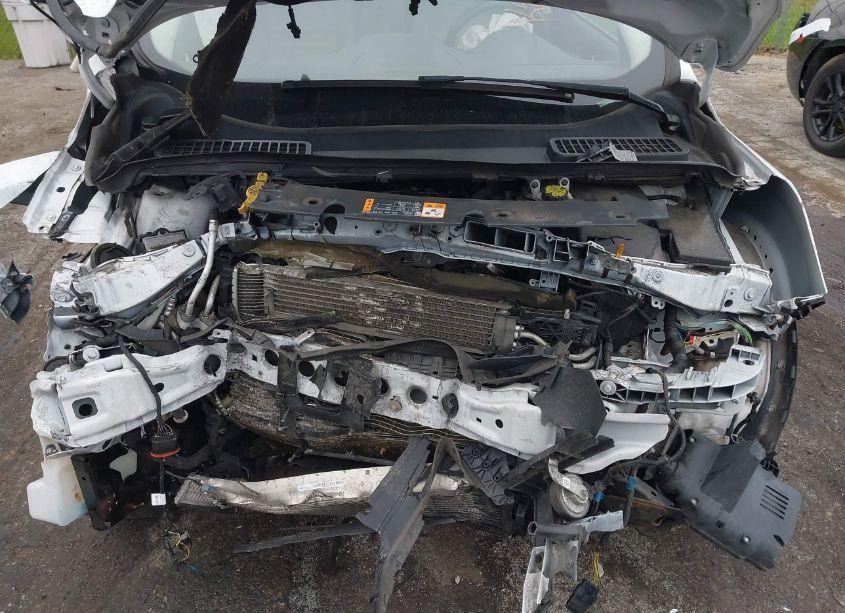 Photo 10 of 2019 Ford Escape SEL (VIN 1FMCU0HDXKUA04122)