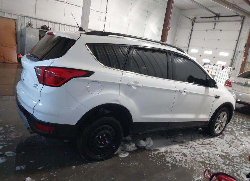 Photo 13 of 2019 Ford Escape SEL (VIN 1FMCU0HDXKUA54177)
