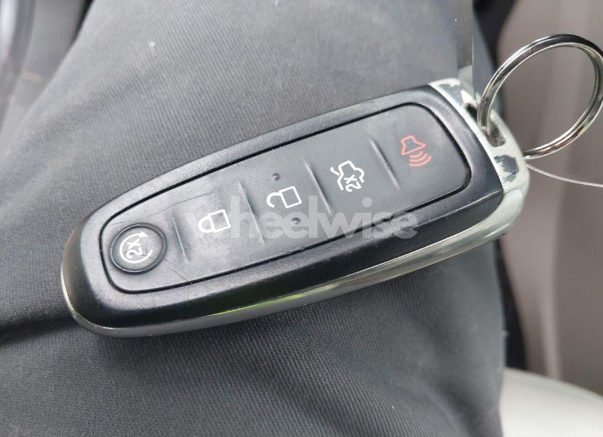 Photo 11 of 2019 Ford Escape SEL (VIN 1FMCU0HDXKUB45370)