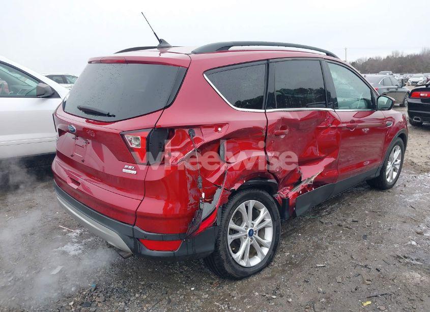 Photo 4 of 2019 Ford Escape SEL (VIN 1FMCU0HDXKUB45370)