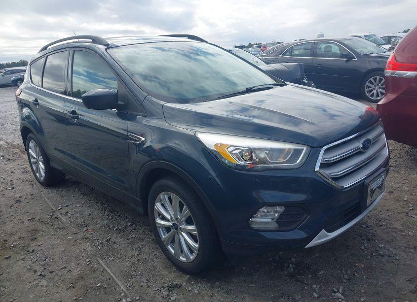 2019 Ford Escape SEL (VIN 1FMCU0HDXKUB46518) main photo
