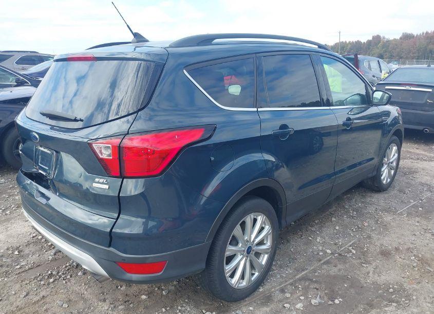 Photo 4 of 2019 Ford Escape SEL (VIN 1FMCU0HDXKUB46518)