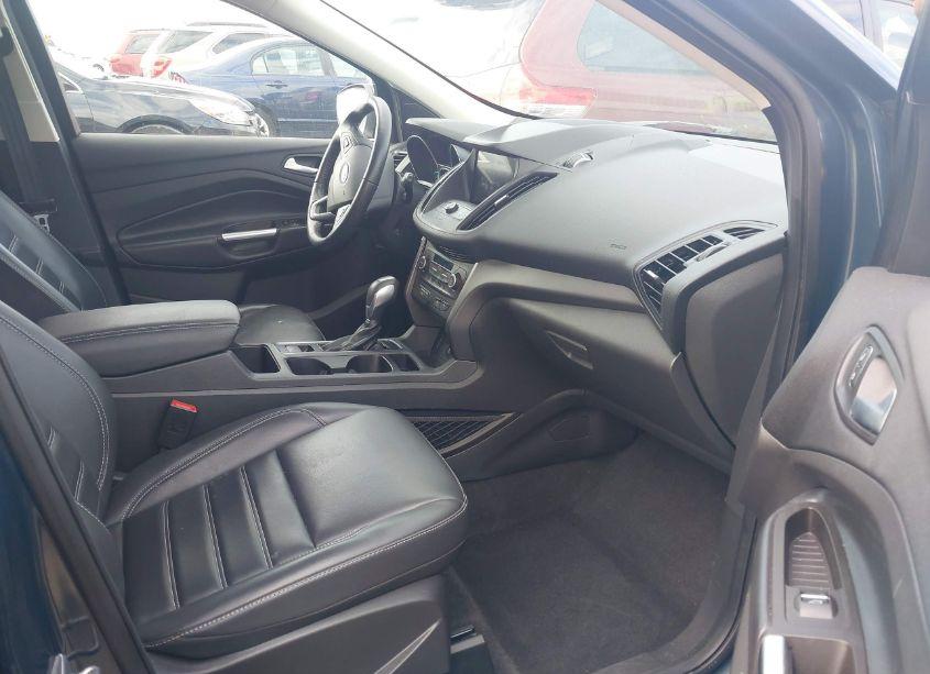 Photo 5 of 2019 Ford Escape SEL (VIN 1FMCU0HDXKUB46518)