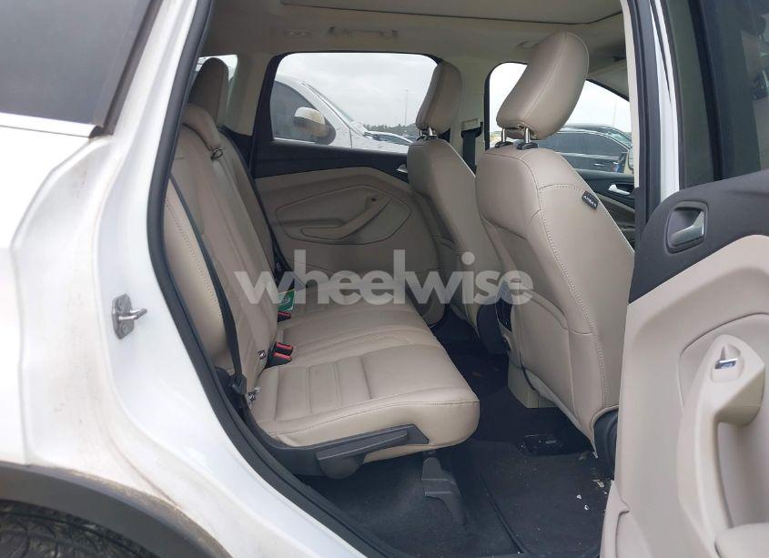 Photo 8 of 2019 Ford Escape SEL (VIN 1FMCU0HDXKUB57261)