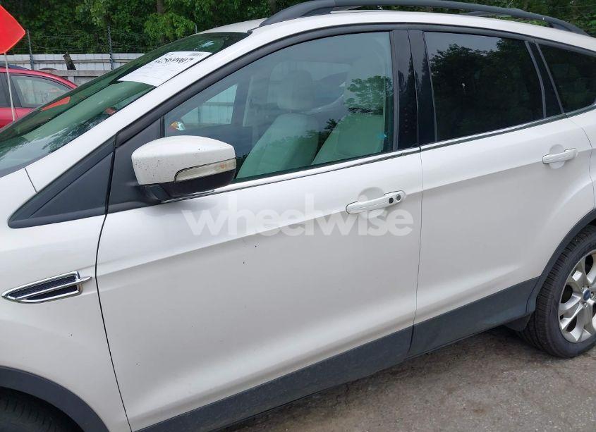 Photo 6 of 2013 Ford Escape SEL (VIN 1FMCU0HX2DUA71469)