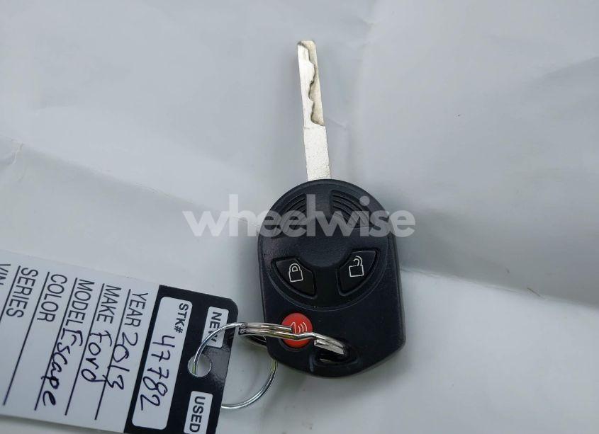 Photo 11 of 2013 Ford Escape SEL (VIN 1FMCU0HX3DUD65575)