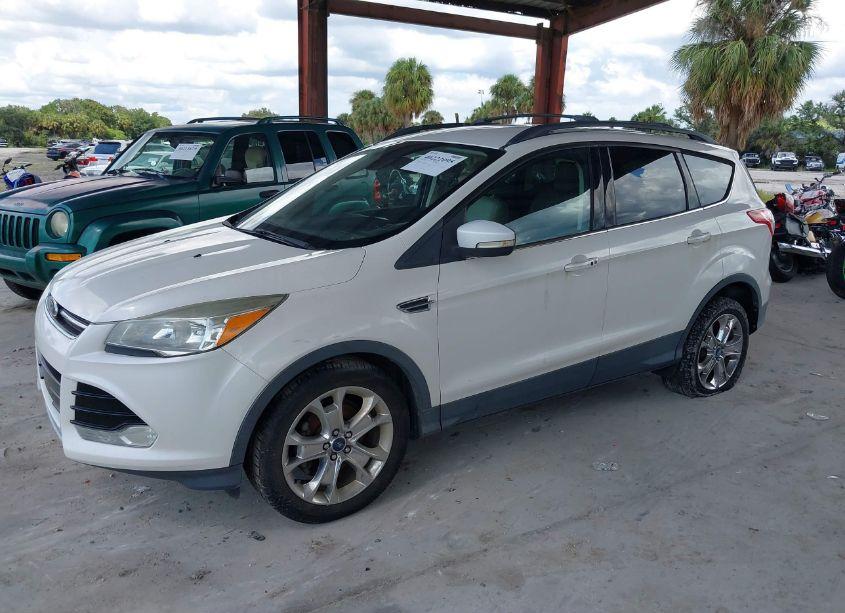 Photo 2 of 2013 Ford Escape SEL (VIN 1FMCU0HX4DUA51854)